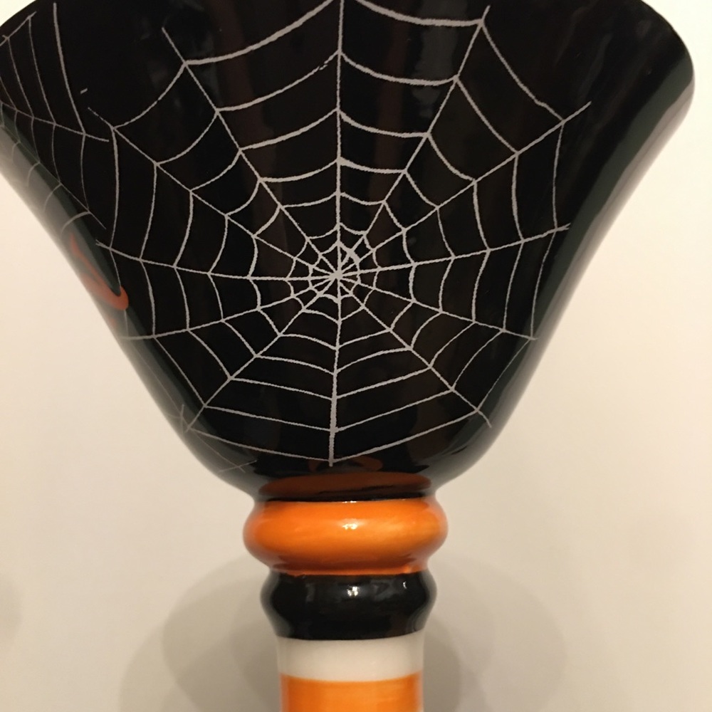 Halloween Table Decor - Picture 5 of 9